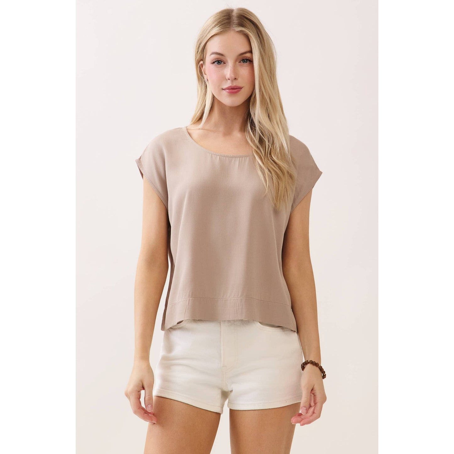 WOVEN BOXY TOP WITH EXTENDED SLEEVE - Final Touch