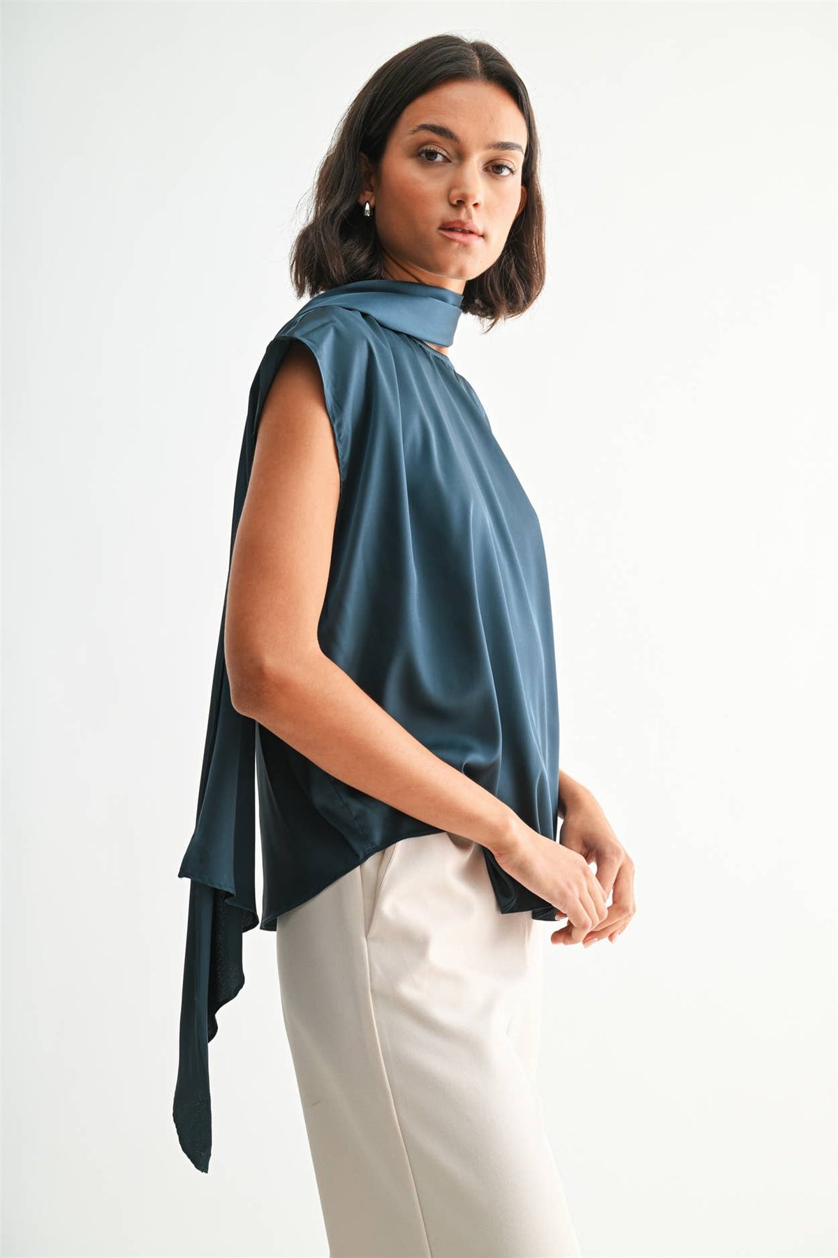 SATIN SCARF COLLAR BLOUSE - Fun2Fun