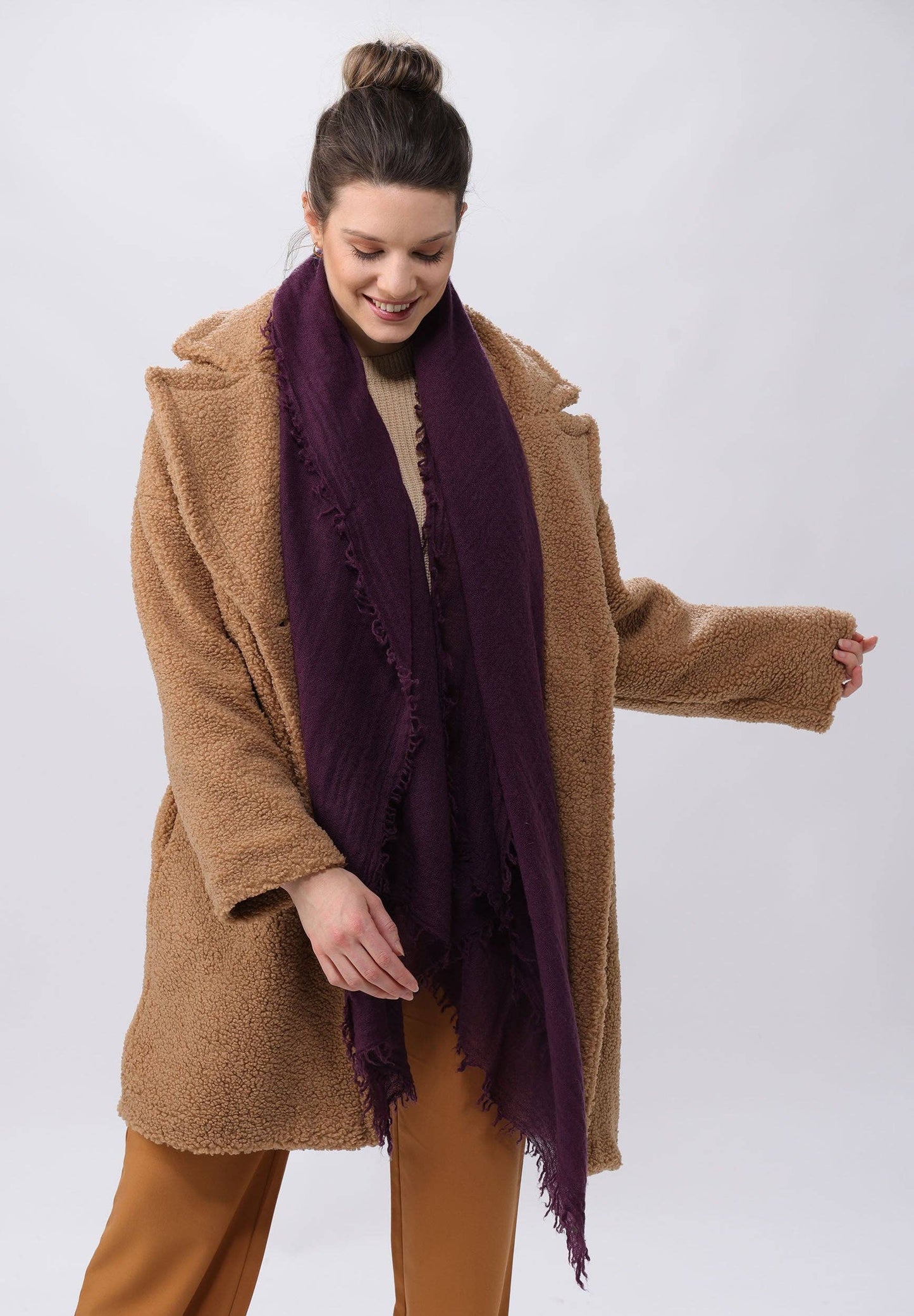 FRAAS - The Scarf Company - Lightweight Wool Solid Fringe Wrap