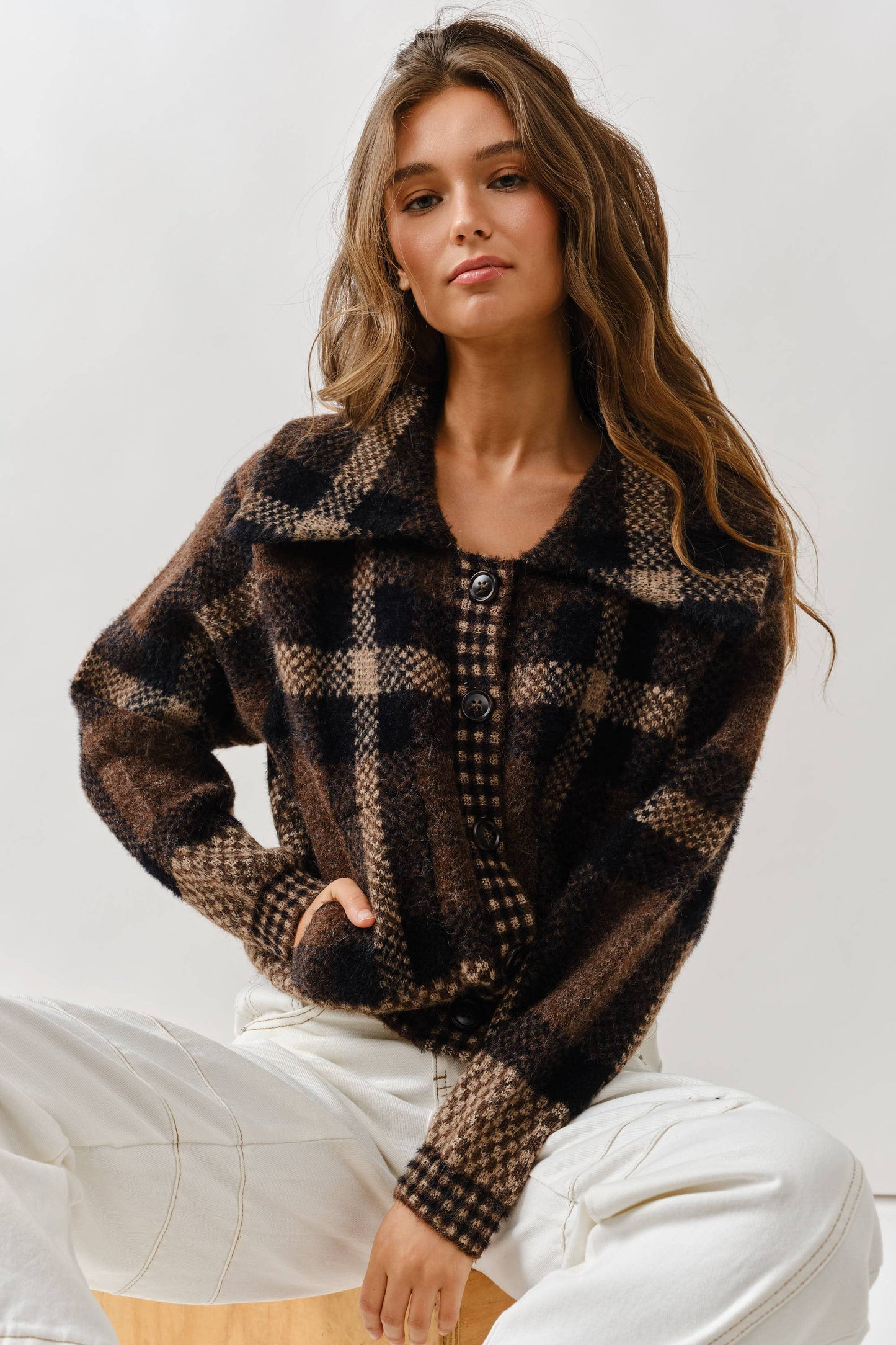 Aaron & Amber - MAJ3293 PLAID BUTTON DOWN CARDIGAN