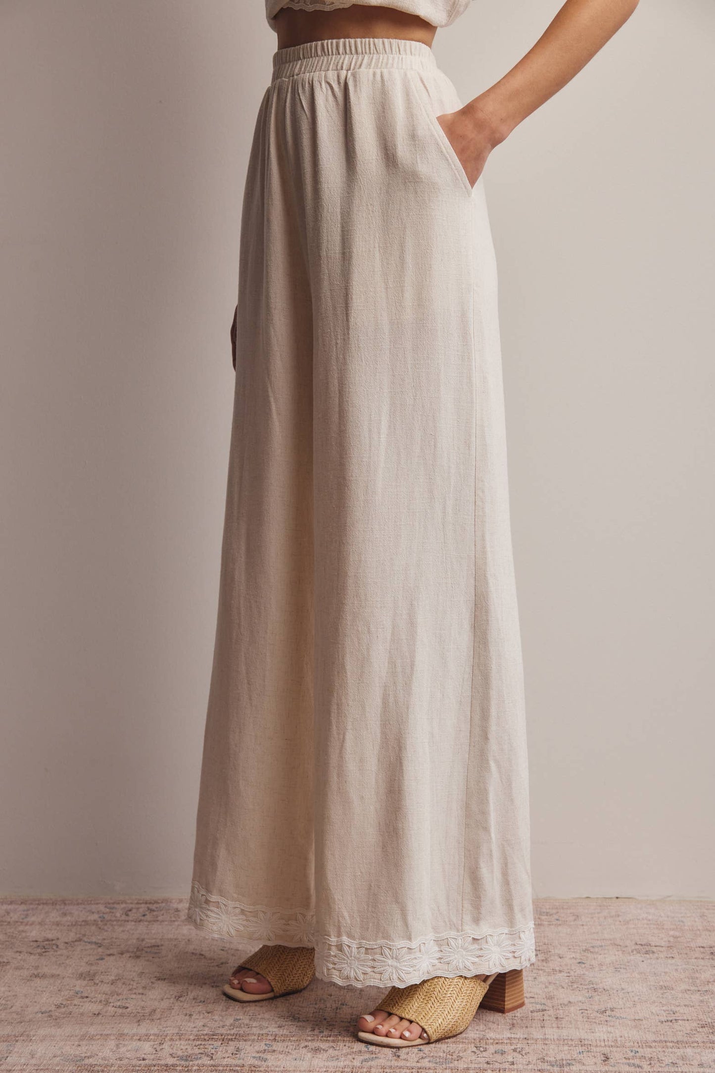 Embroidered Square-Neck Tank & Wide-Leg Pants Set FSET011