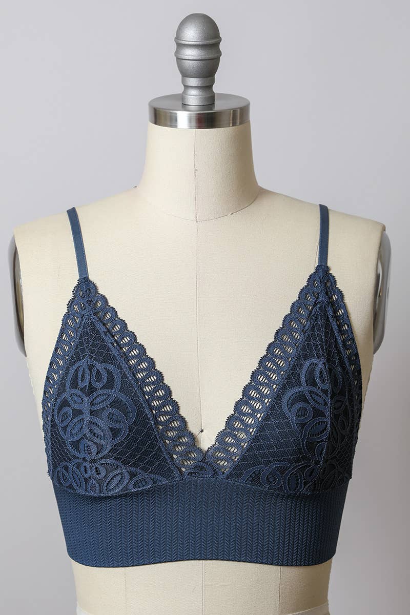 Leto Accessories - Lace Longline Seamless Bralette - Everyday Classic Style