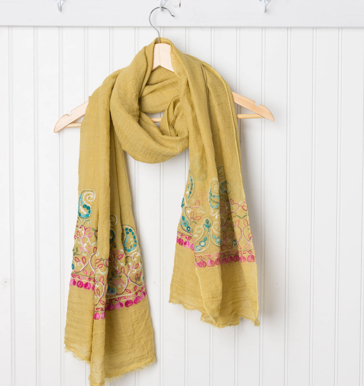 Chloe & Lex - Embroidered Floral Cotton Scarf – 18" x 68"