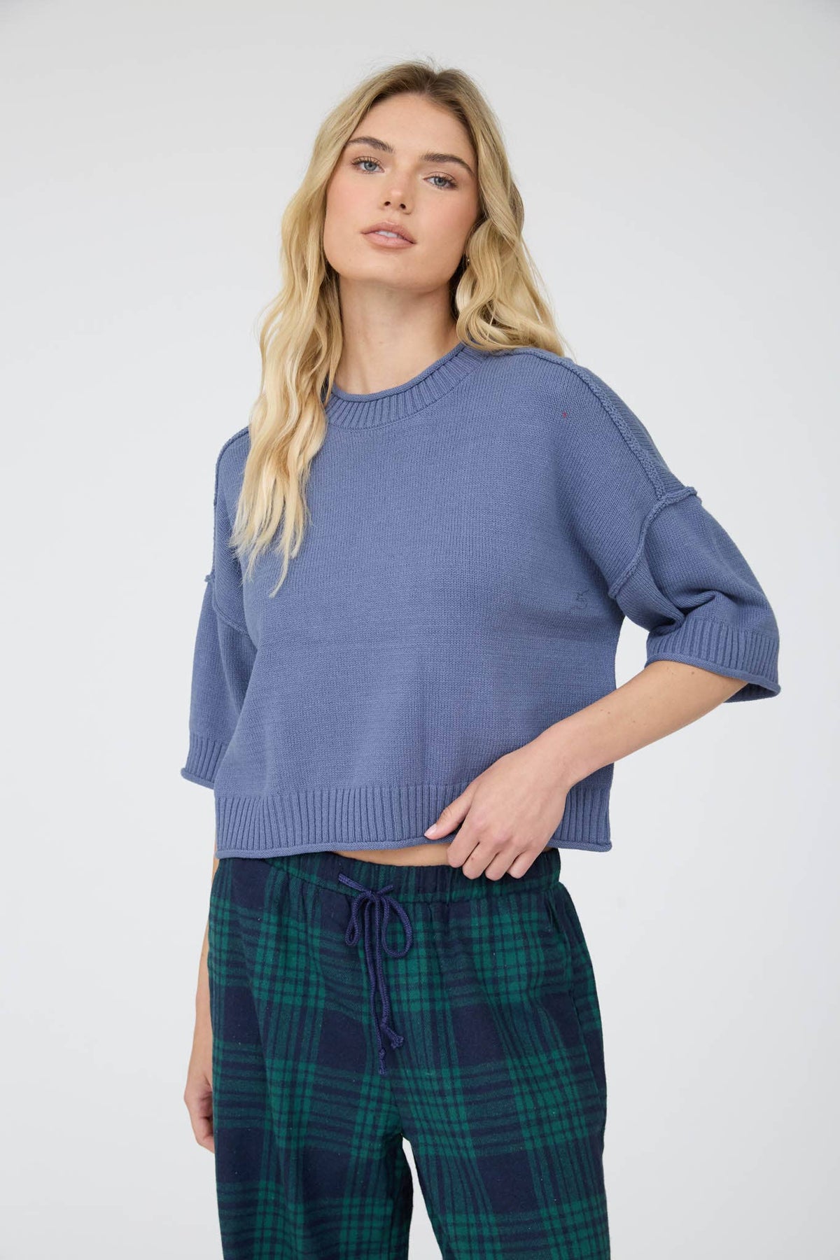 EXPOSED SEAM DROP SHOULDER SHORT SLEEVE PULLOVER - Blu Pepper
