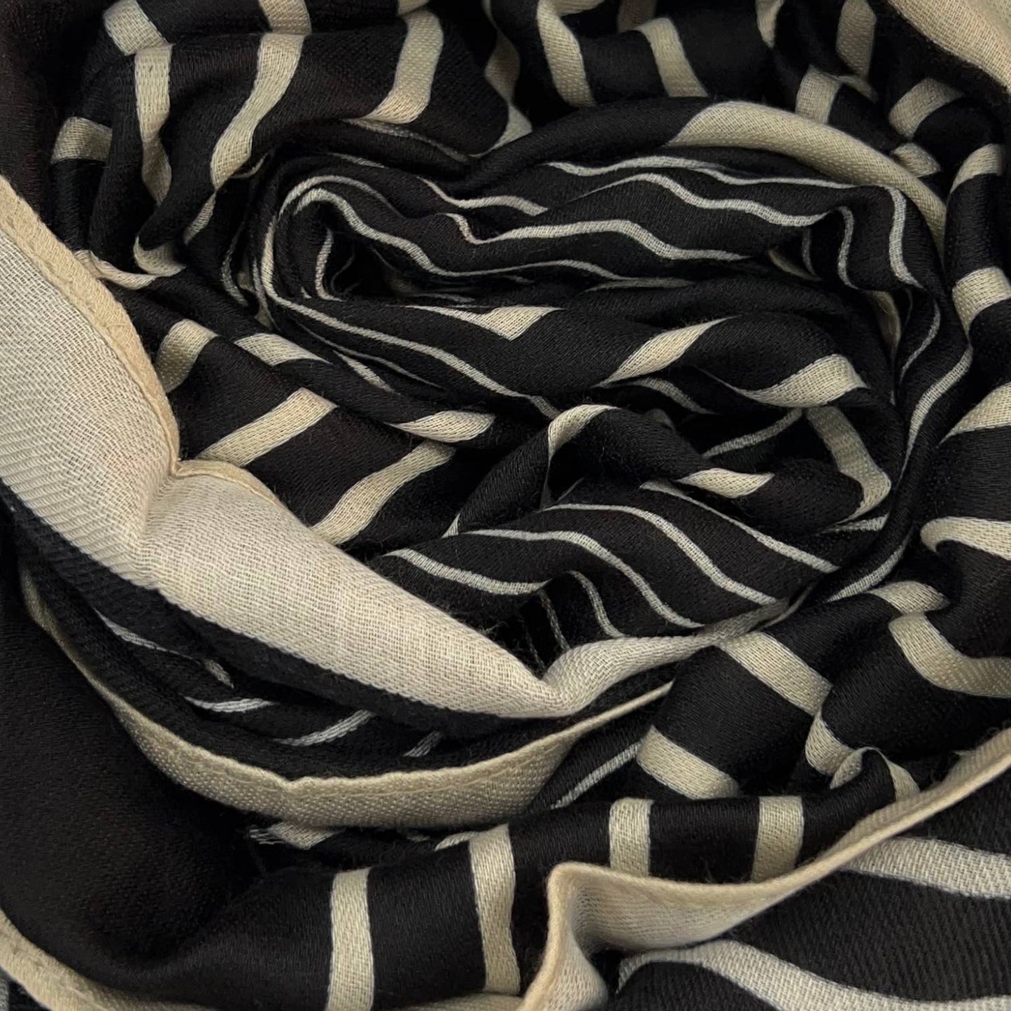London Scarves - Big maze monogram printed scarf