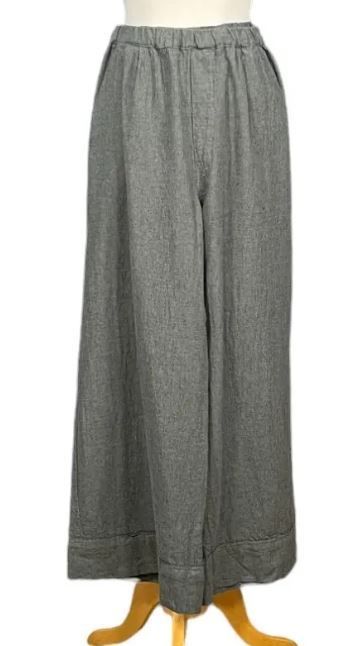 PLEATED CROP PANT
