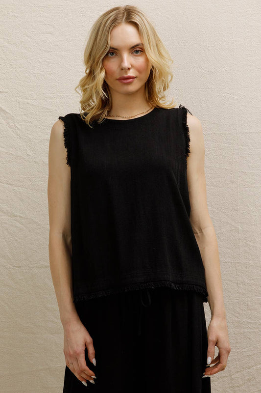 En Crème - Back Button Detail Sleeveless Top