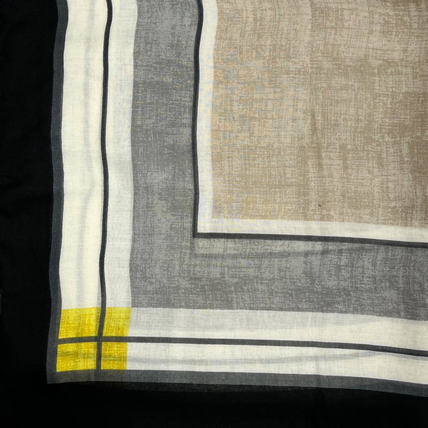 London Scarves - Printed lightwight scarf