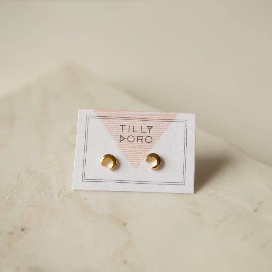 Tilly Doro - Small crescent stud