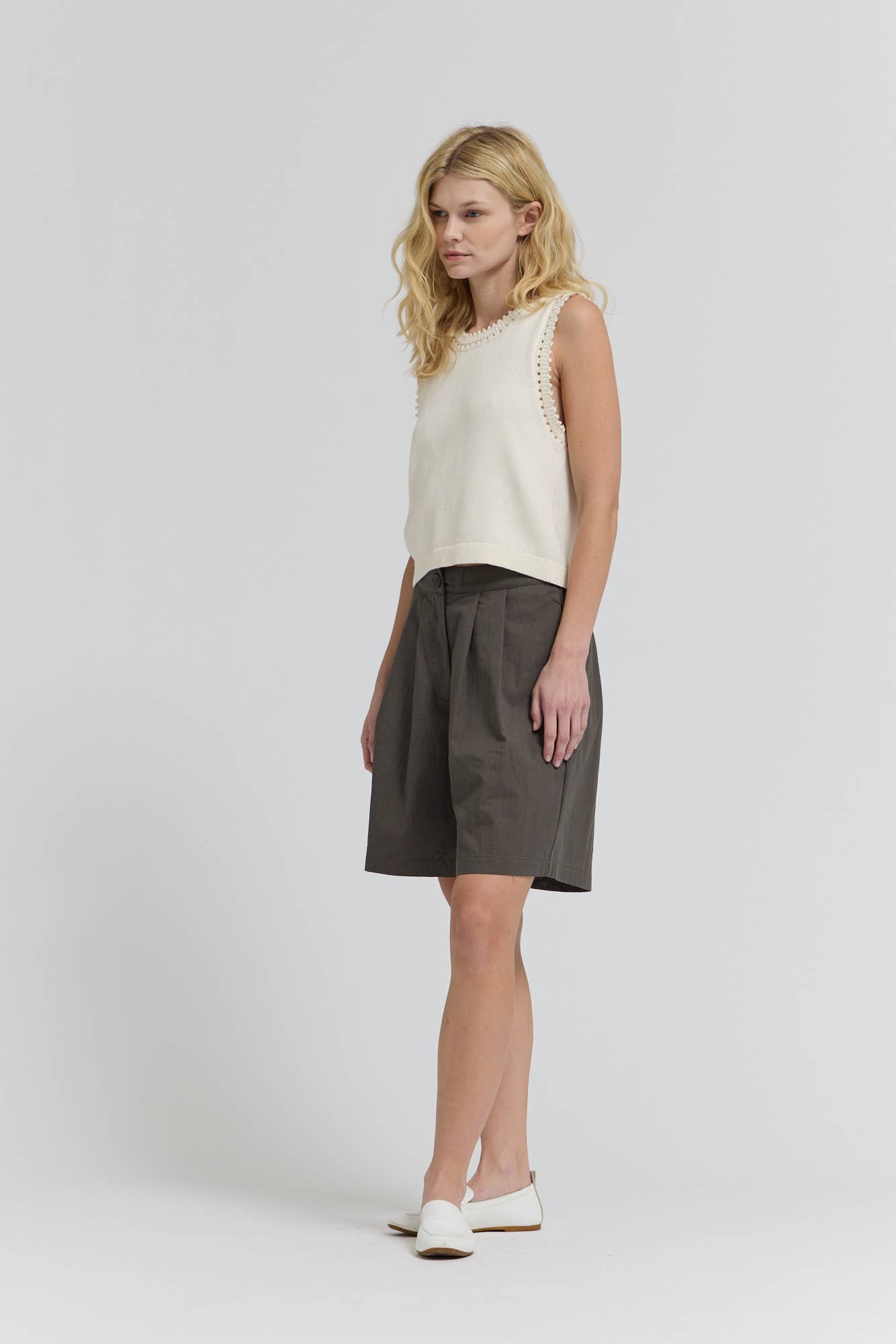 Grade & Gather - 42205 - EDGE TRIM KNIT VEST