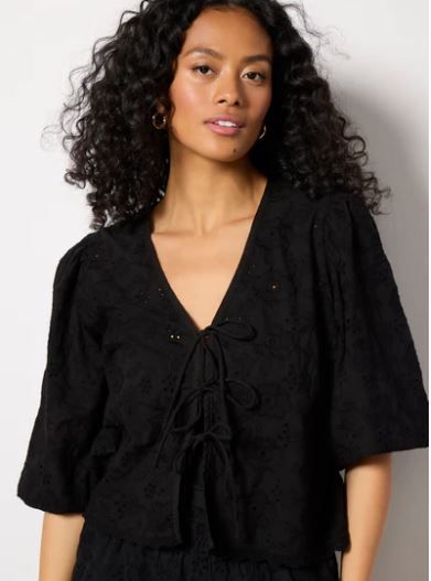 TIE FRONT CROP BALLOON SLEEVE TOP