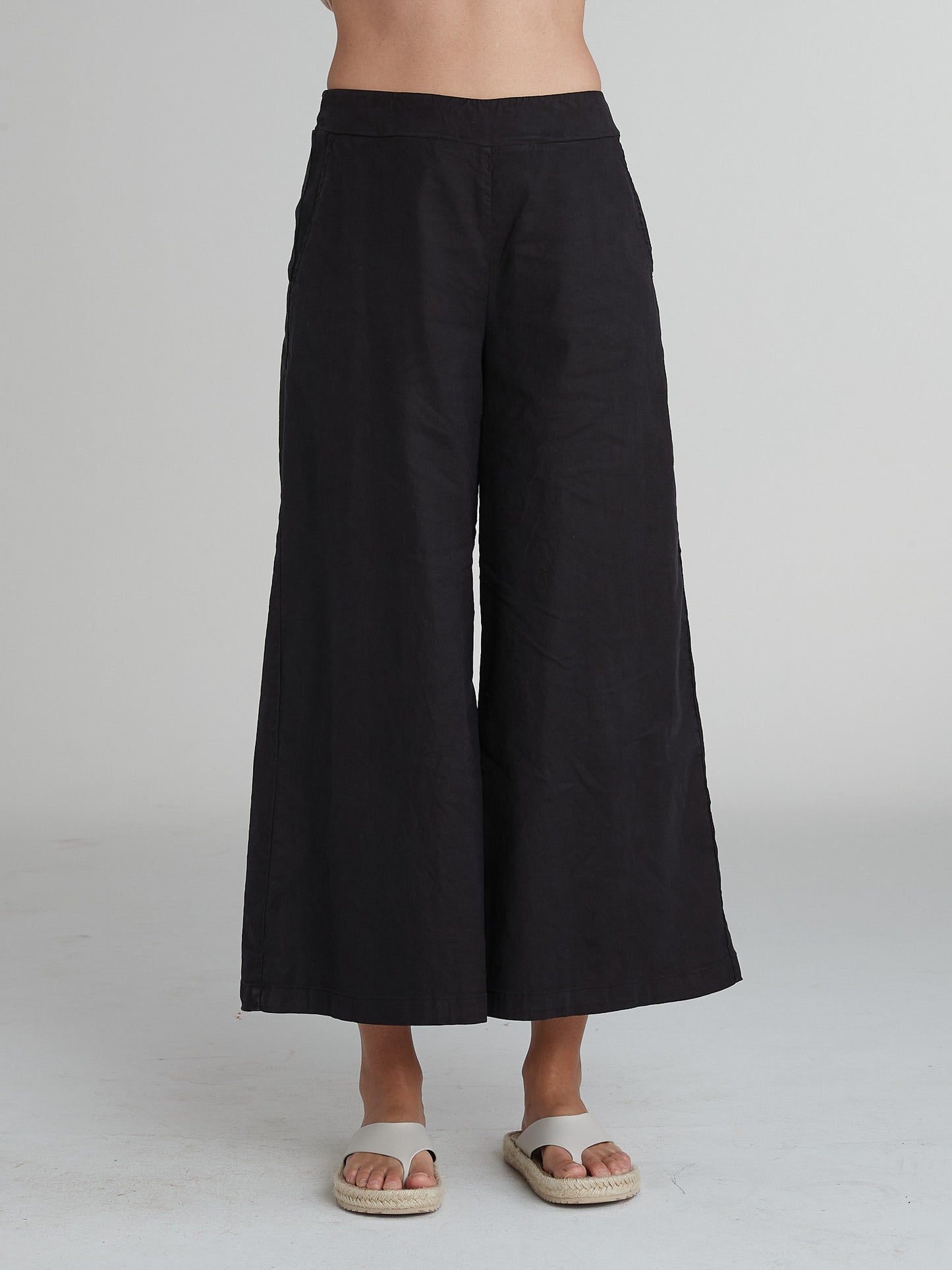WIDE LEG CROP PANT