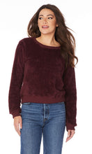 Load image into Gallery viewer, RIBBED CREWNECK PULLOVER
