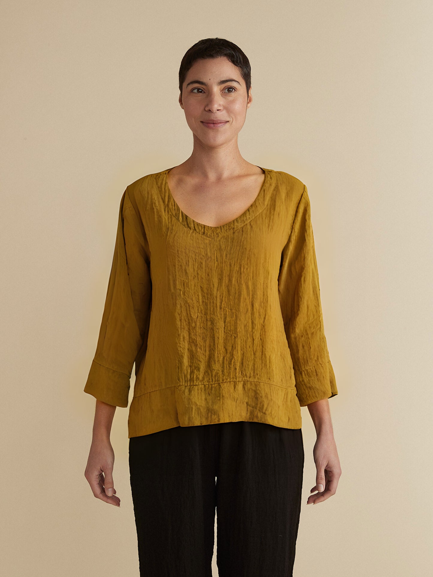 V-Neck Vent Top
