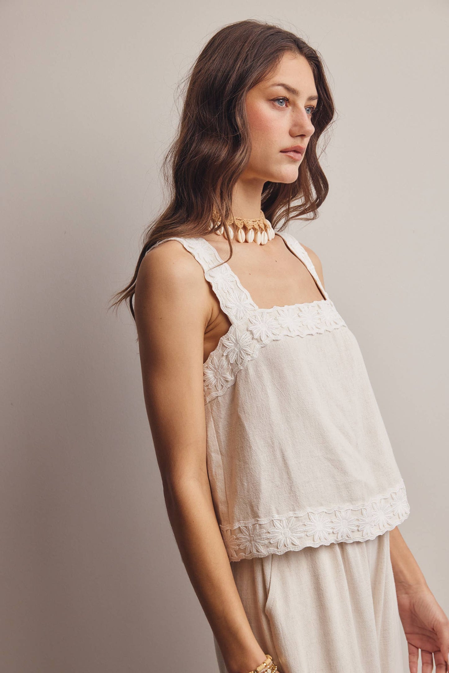 Embroidered Square-Neck Tank & Wide-Leg Pants Set FSET011