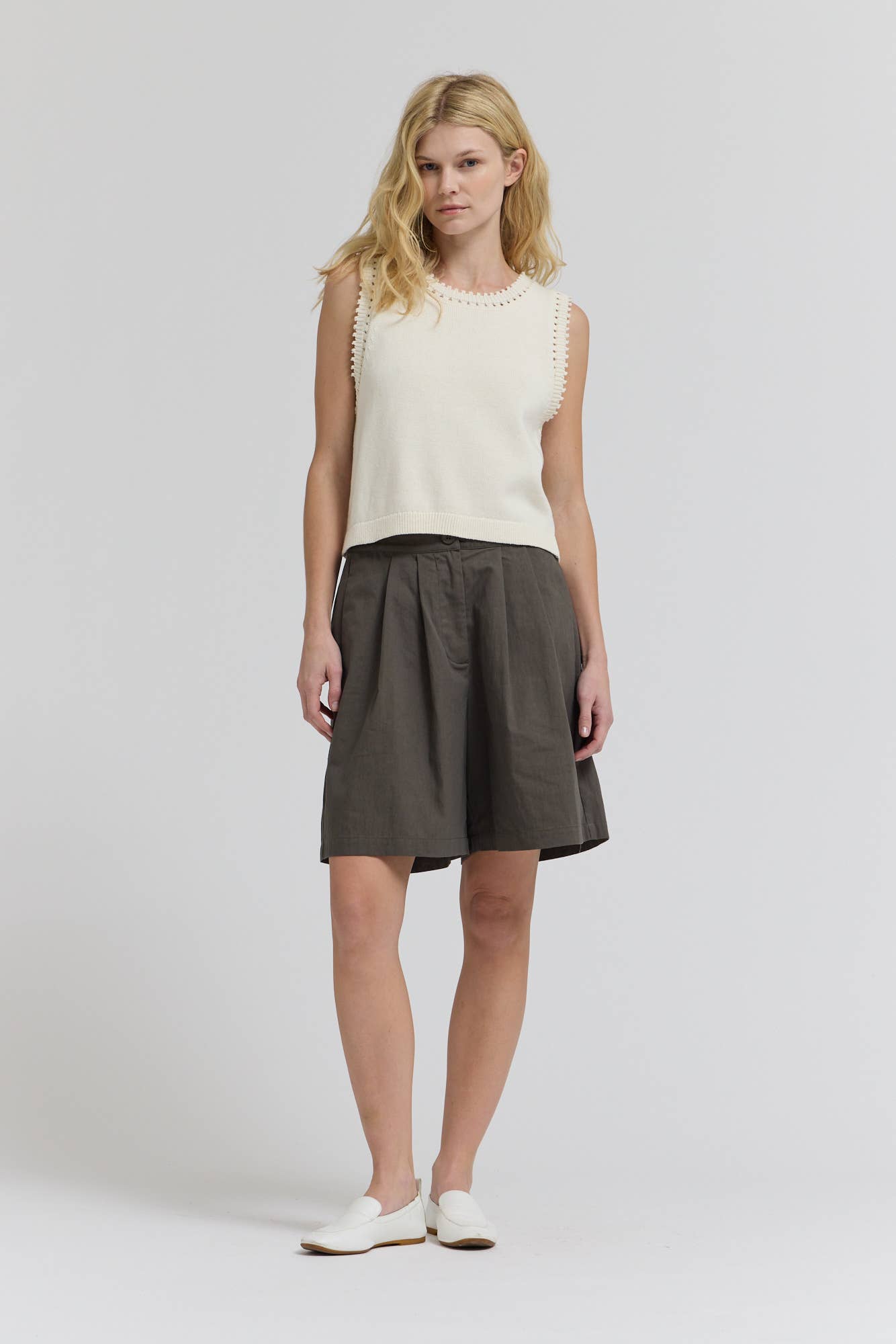 Grade & Gather - 42205 - EDGE TRIM KNIT VEST