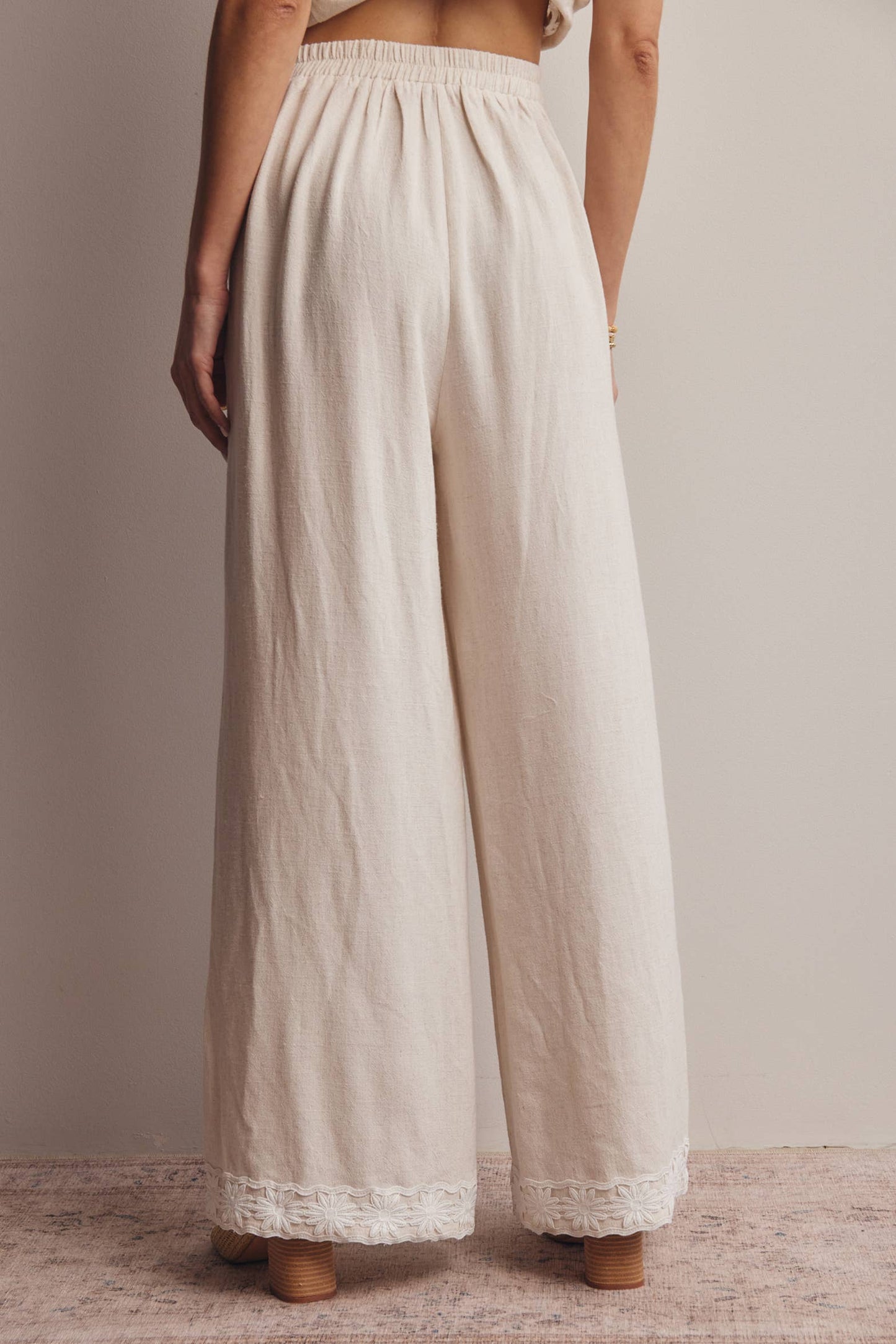 Embroidered Square-Neck Tank & Wide-Leg Pants Set FSET011