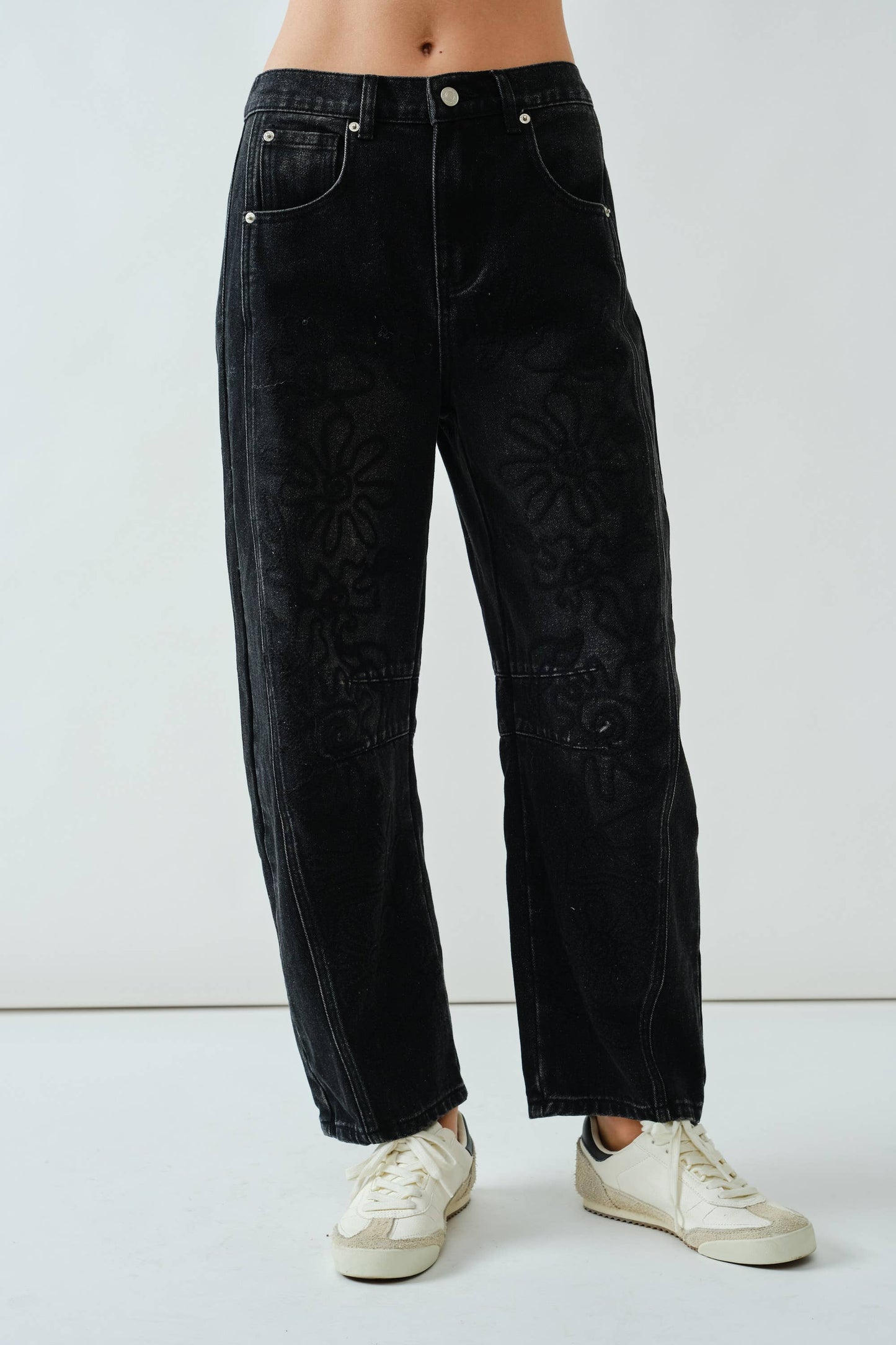 Aaron & Amber - AJP5114 EMBROIDERED DETAIL COTTON BARREL PANTS