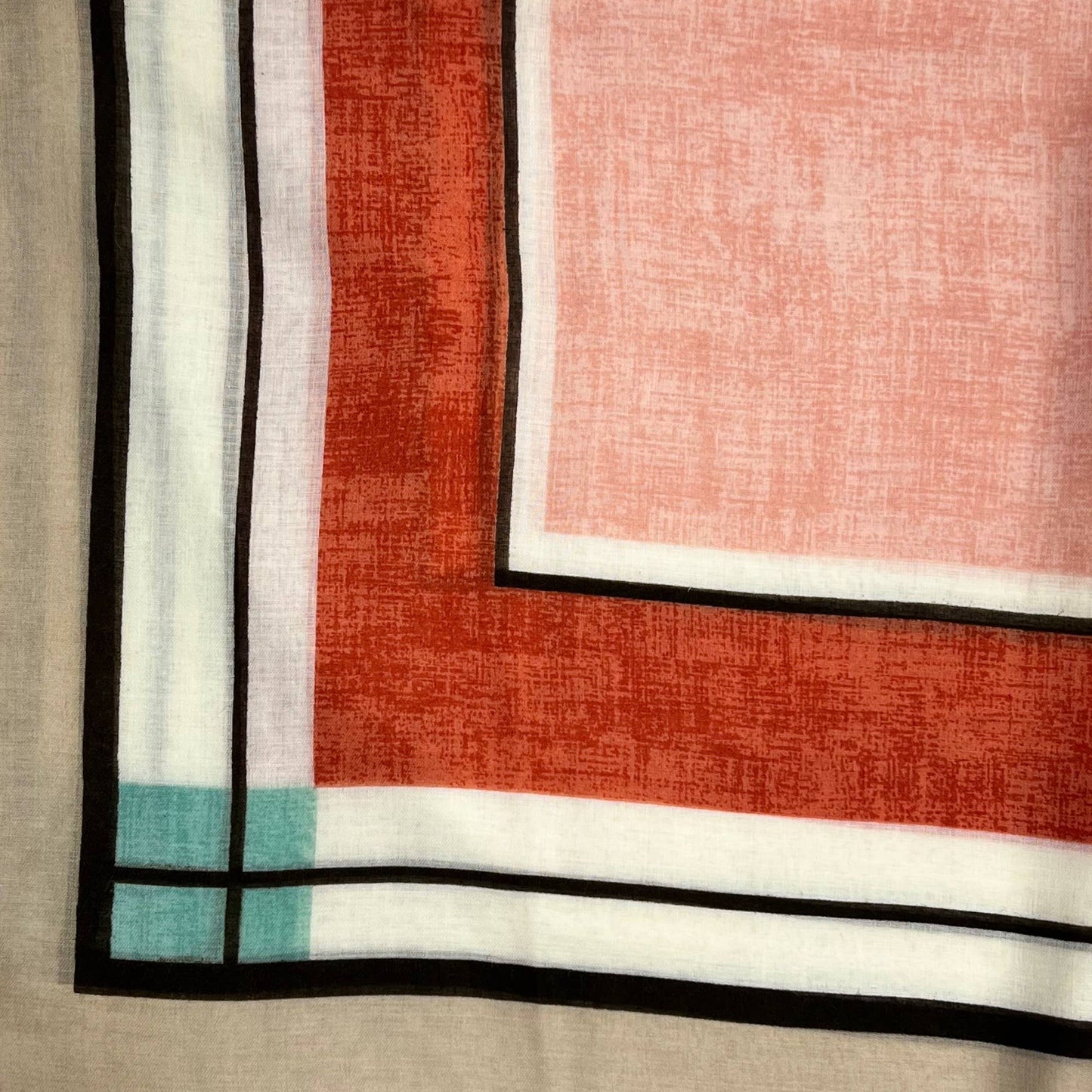 London Scarves - Printed lightwight scarf