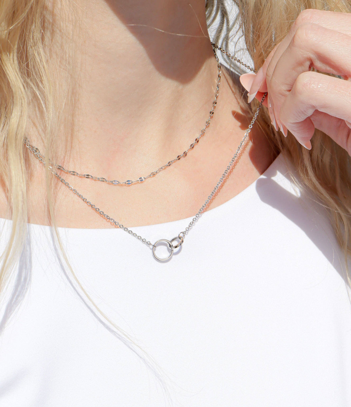 18K Gold PVD Stainless Steel Interlocked Rings Necklace - WJW