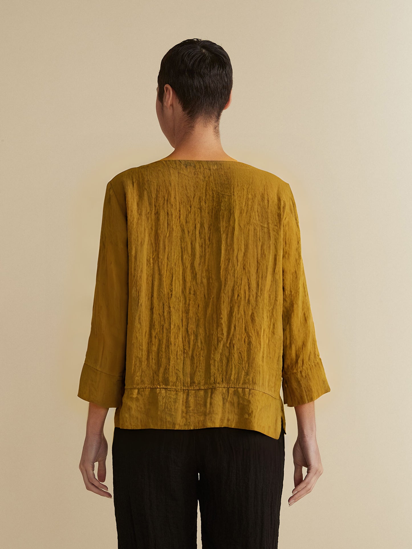 V-Neck Vent Top