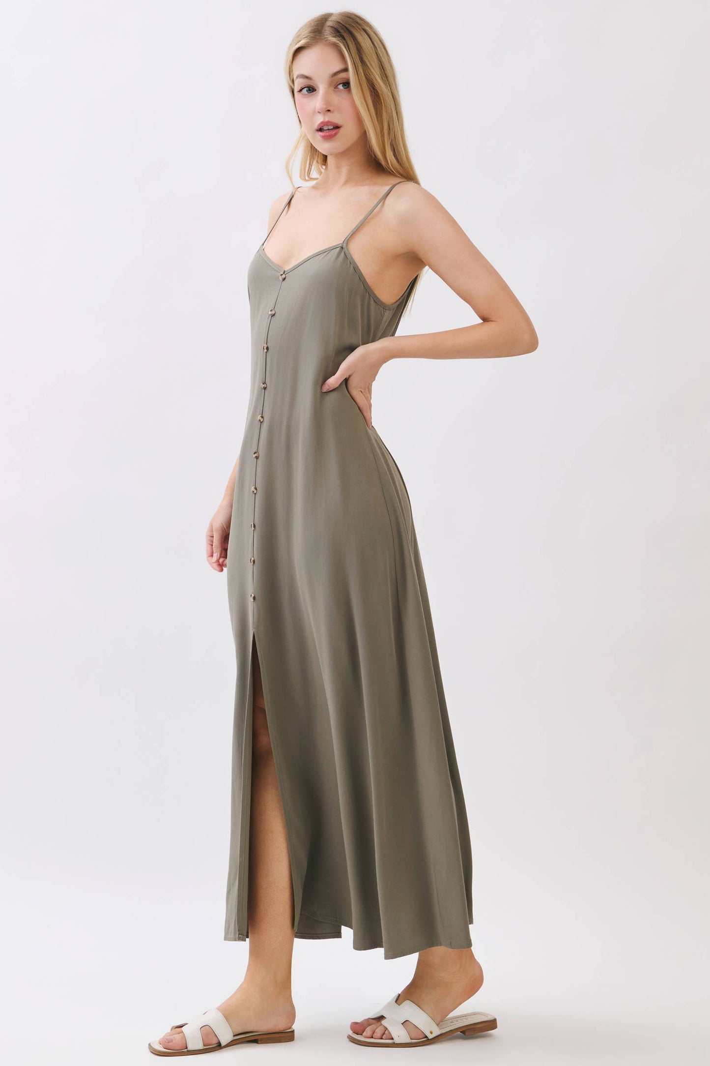 FLOWY DRESS WITH BUTTONED TRIM AND SLIT - VND40209E8