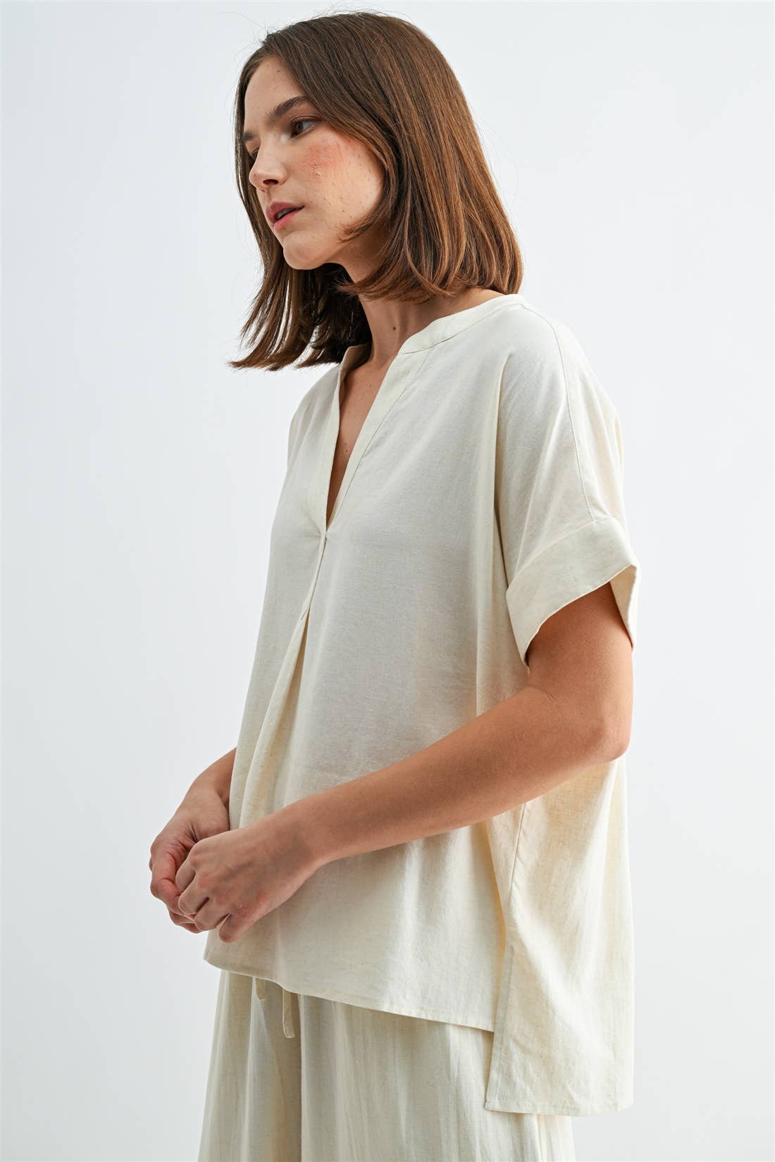 V NECK DOLMAN TOP