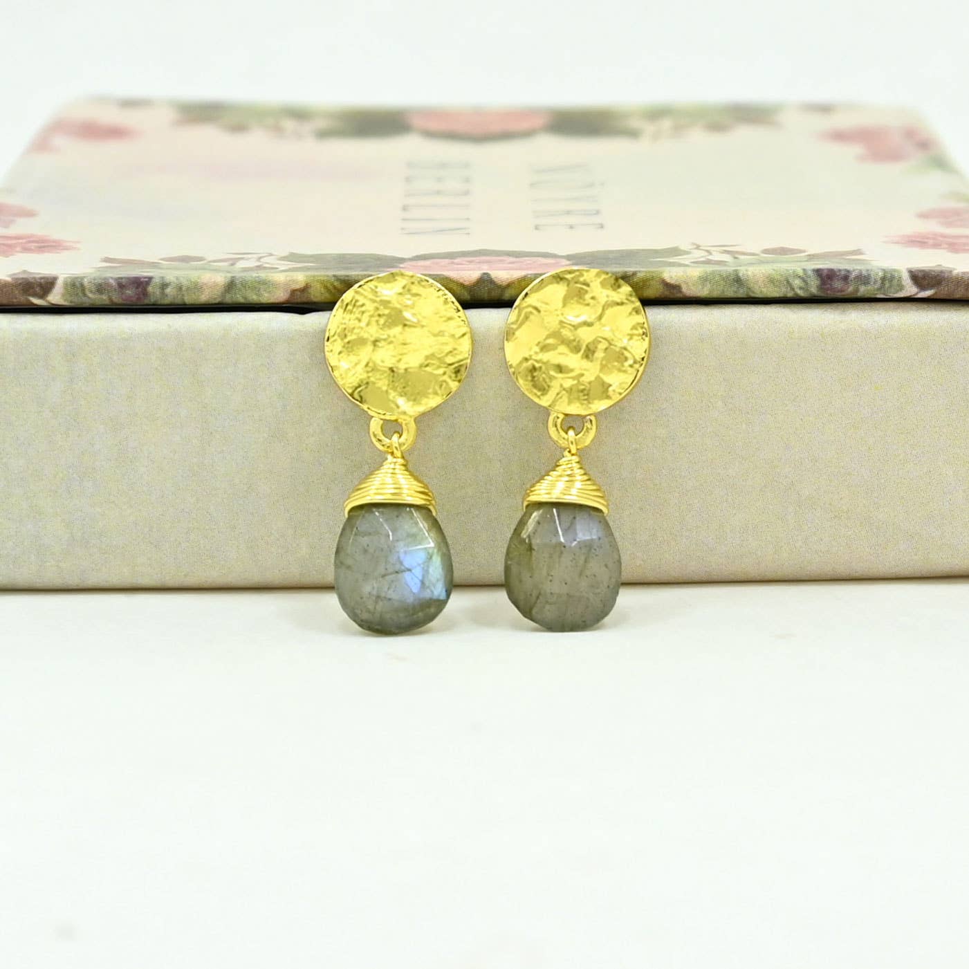 Schmuckoo x Noyre Berlin -  Abigail Earring Gold Plated - Labradorite