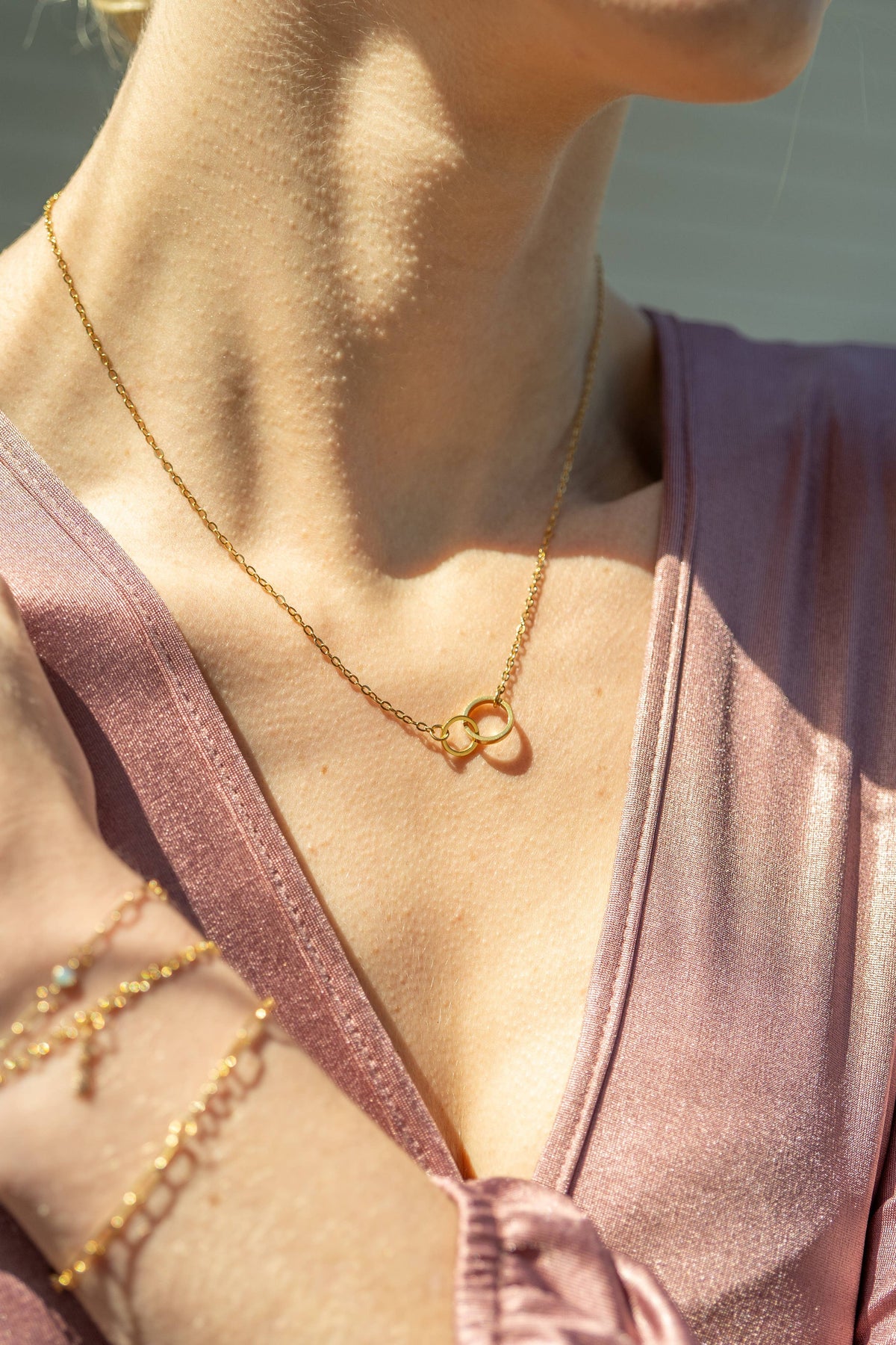 18K Gold PVD Stainless Steel Interlocked Rings Necklace - WJW