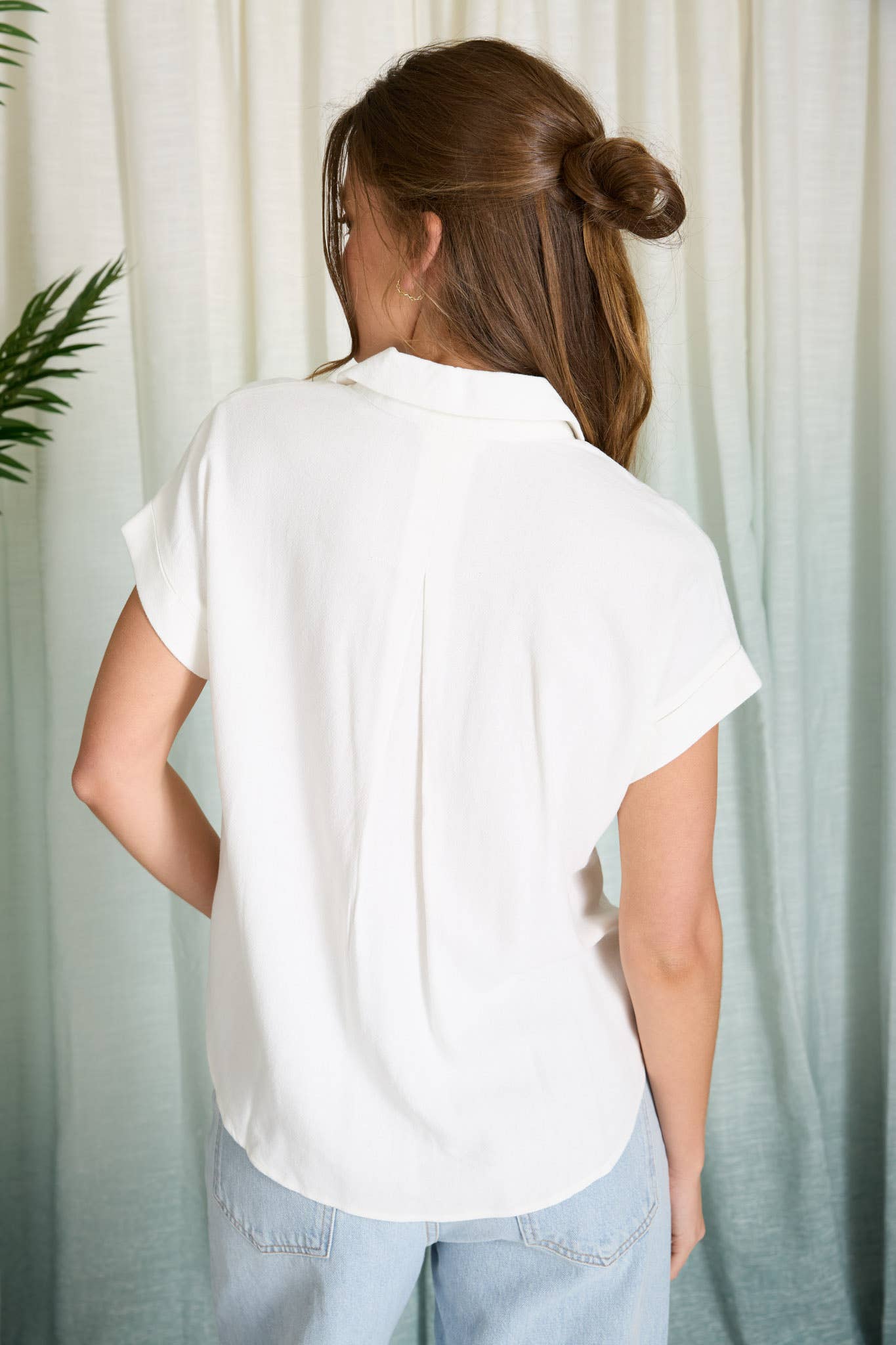 COLLARED SPLIT NECK CUFF SLEEVE U HEM LINEN TOP - Blu Pepper