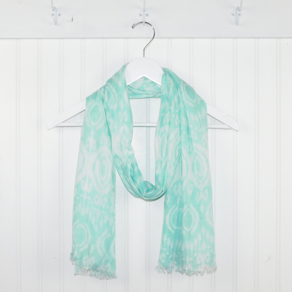 Chloe & Lex - Pure Viscose Makahla Spring Feathered Edge Scarf for Women