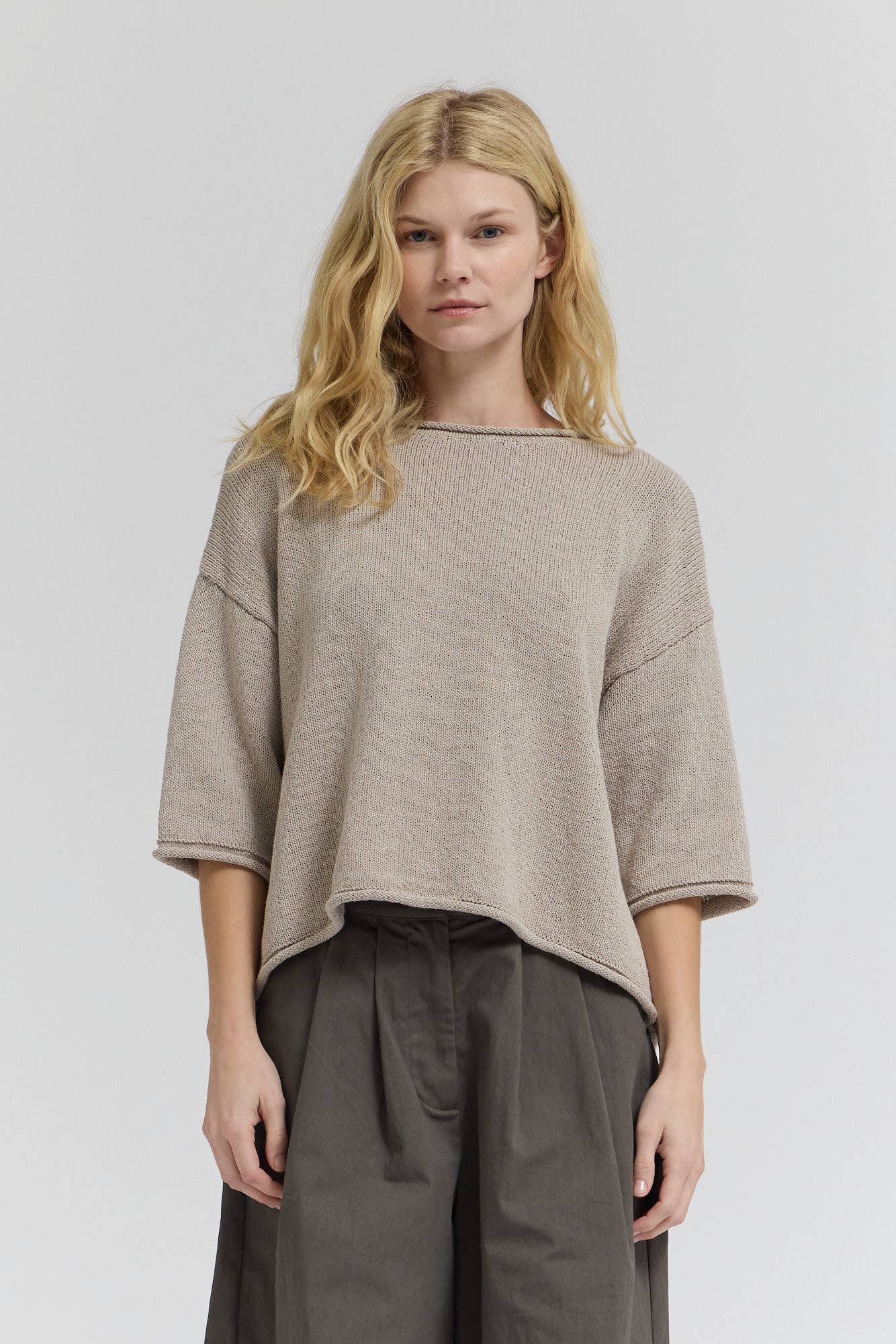 Grade & Gather - 42221 - ROLLED EDGE LOOSE FIT SWEATER TOP
