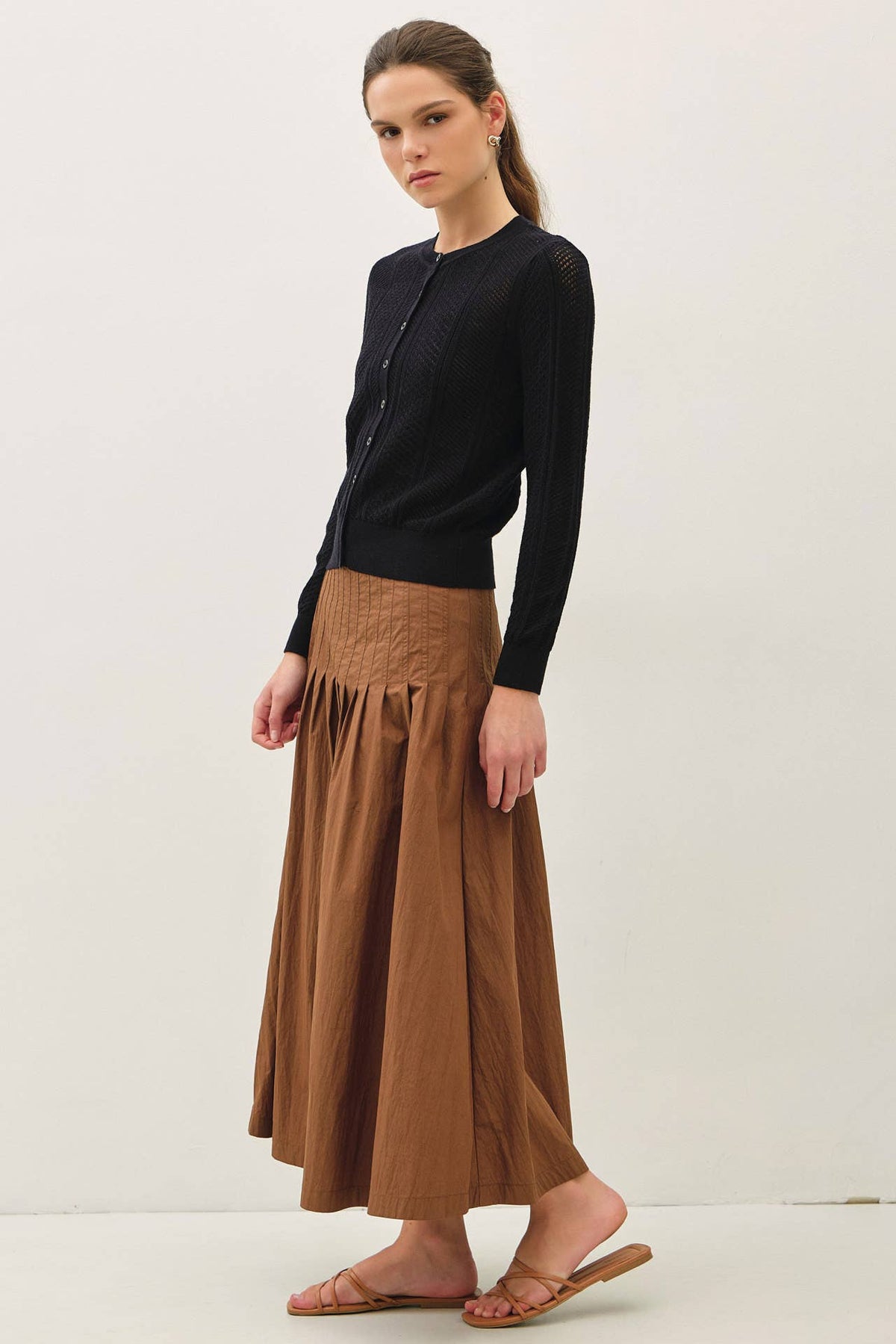 Be Cool - POINTELLE CROPPED SLIM CARDIGAN