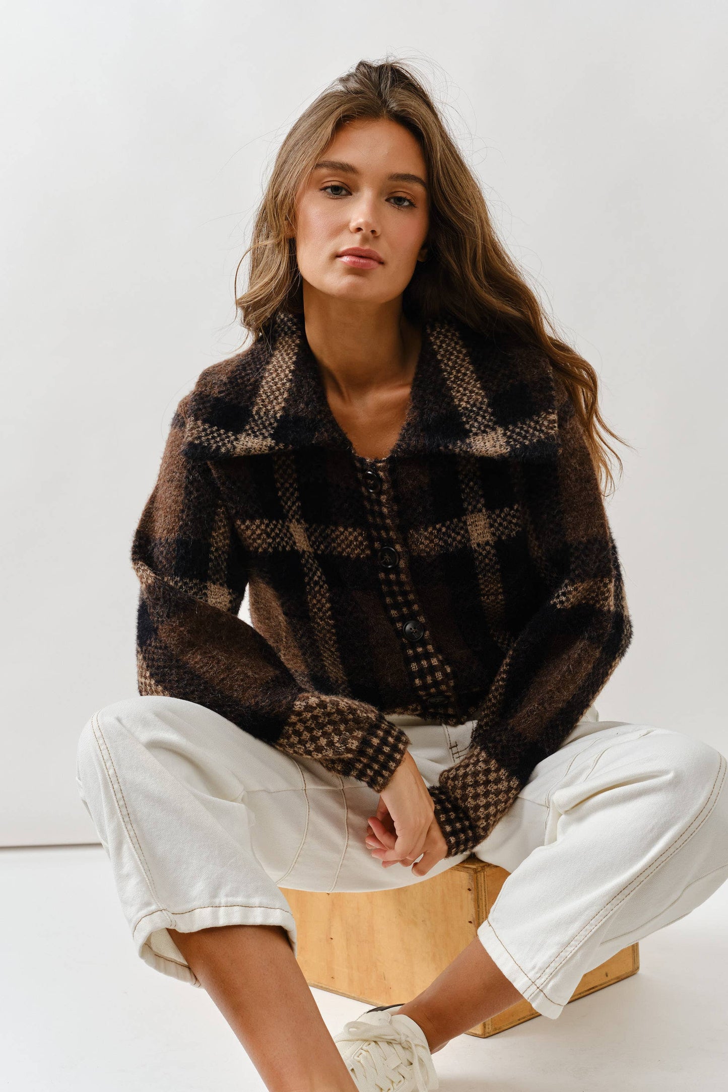 Aaron & Amber - MAJ3293 PLAID BUTTON DOWN CARDIGAN