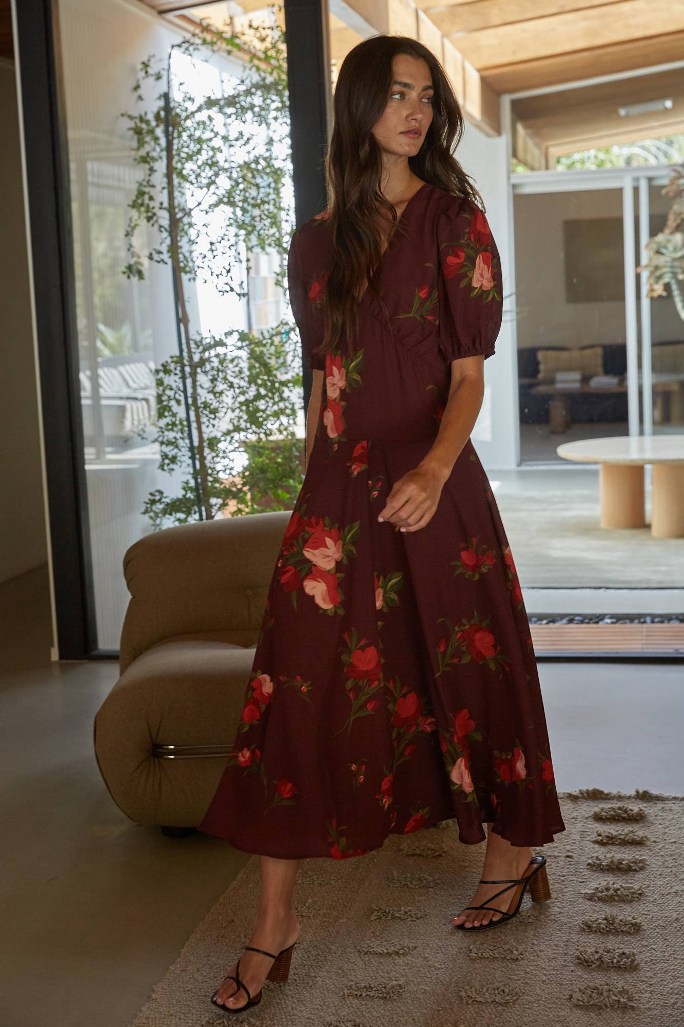 L10069 | Woven Polyester Floral Print Puff Sleeve Midi Dress