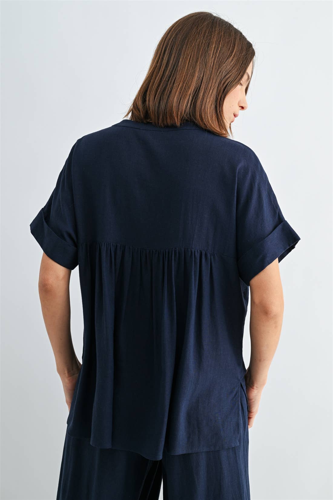 V NECK DOLMAN TOP