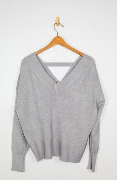 BLOSSOM OPEN BACK SWEATER