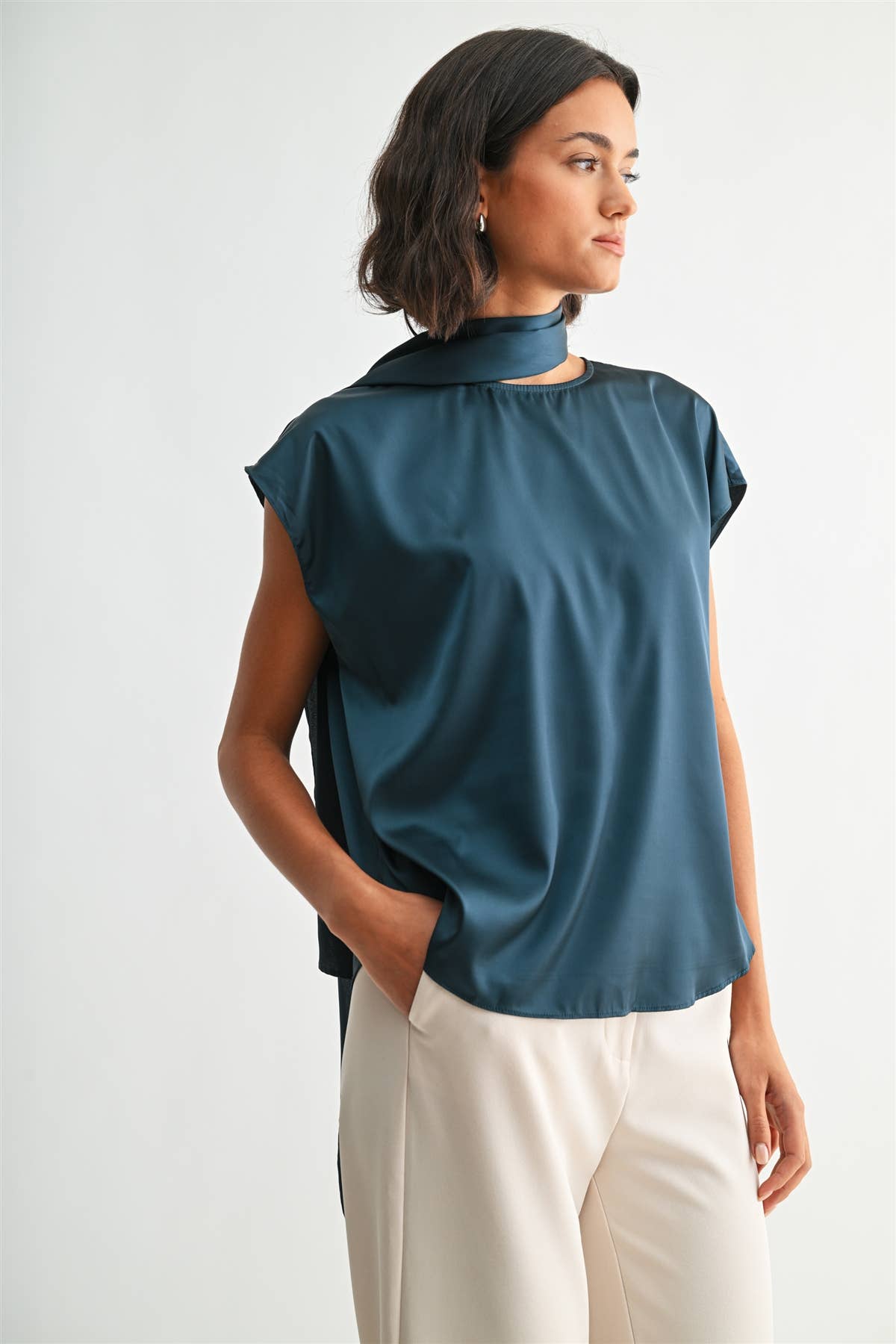 SATIN SCARF COLLAR BLOUSE - Fun2Fun