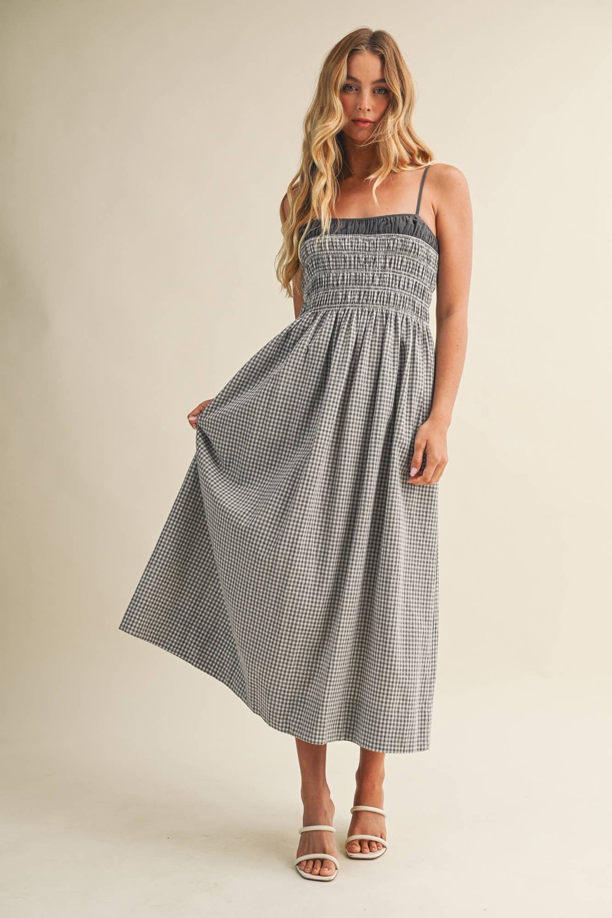 Mustard Seed - Shirred Bodice Contrast Trim Midi Dress