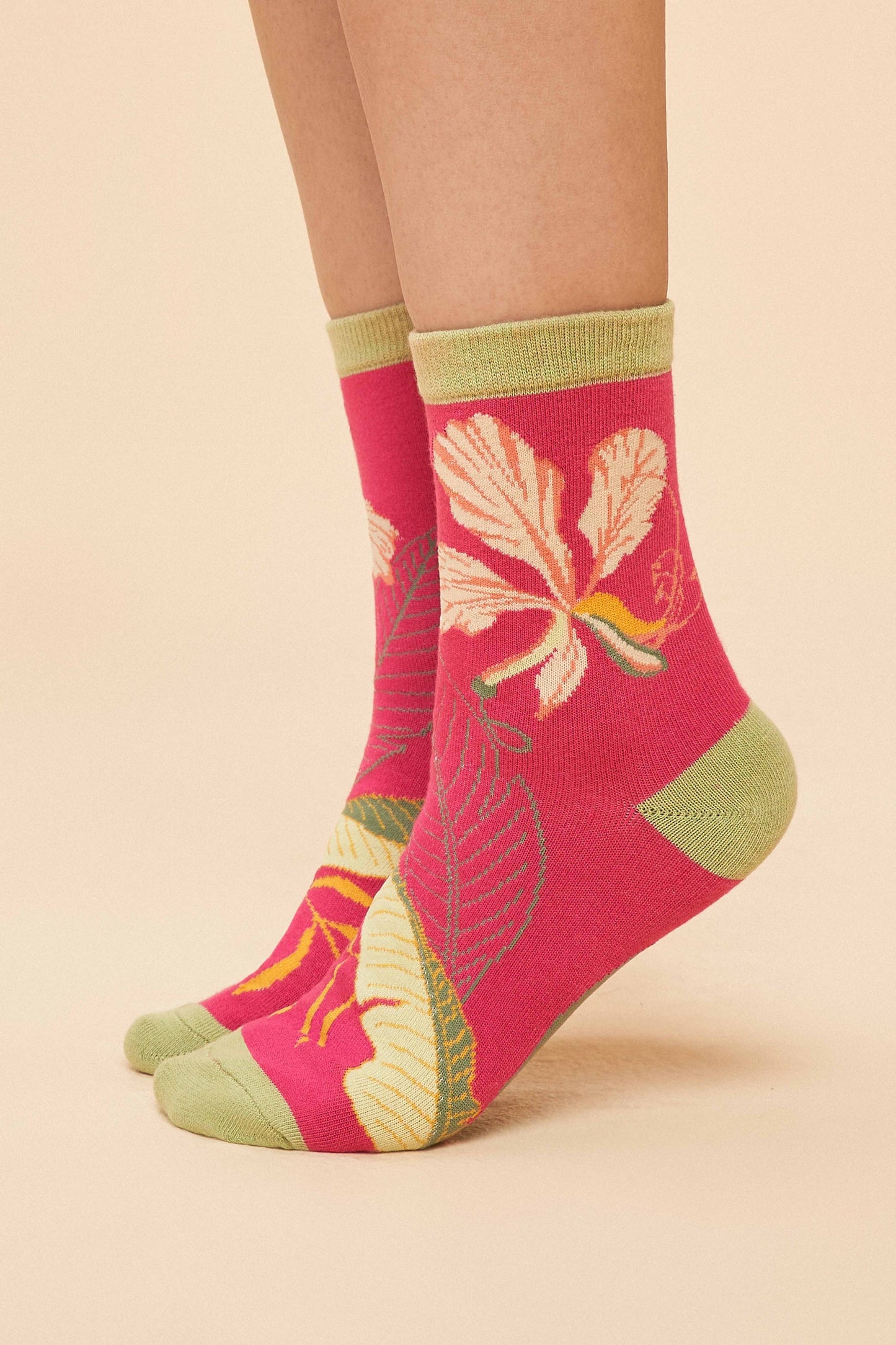 Powder Design inc - Delicate Tropical Ankle Socks - Dark Rose