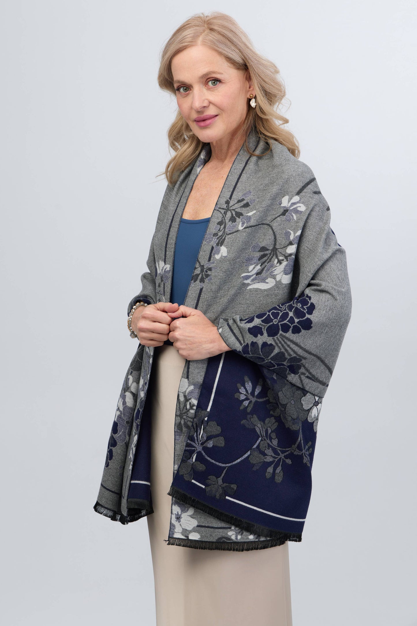 SAACHI - Two Color Floral Reversible Scarf