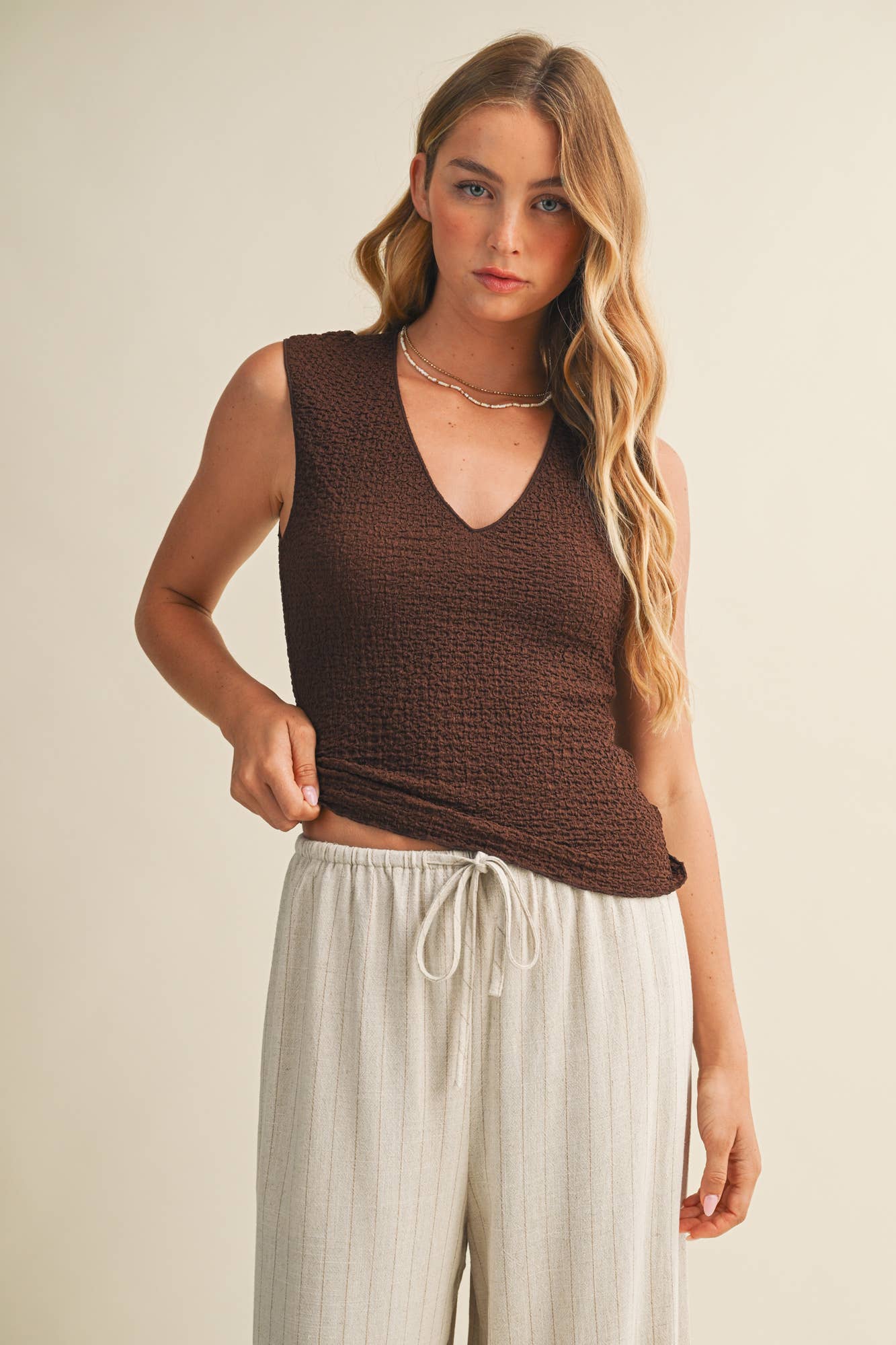 Mustard Seed - V-Neck Popcorn Textured Sleeveless Top