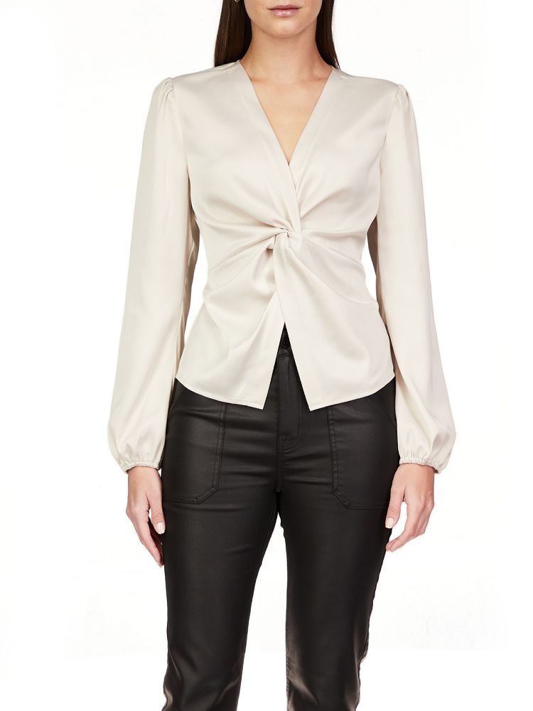 YOU'RE MINE TWIST FRONT TOP