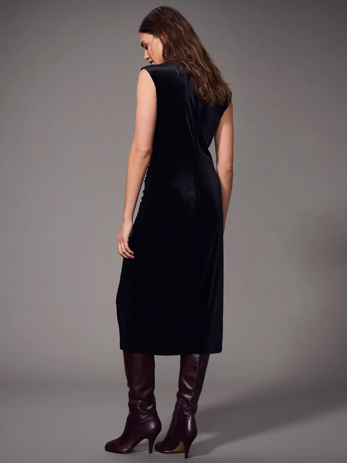 Modern Velvet Midi Dress - Sanctuary