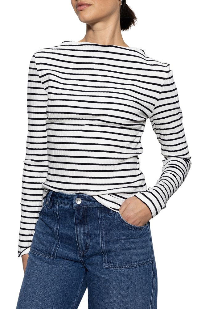 LONG SLEEVE BOATNECK T-SHIRT