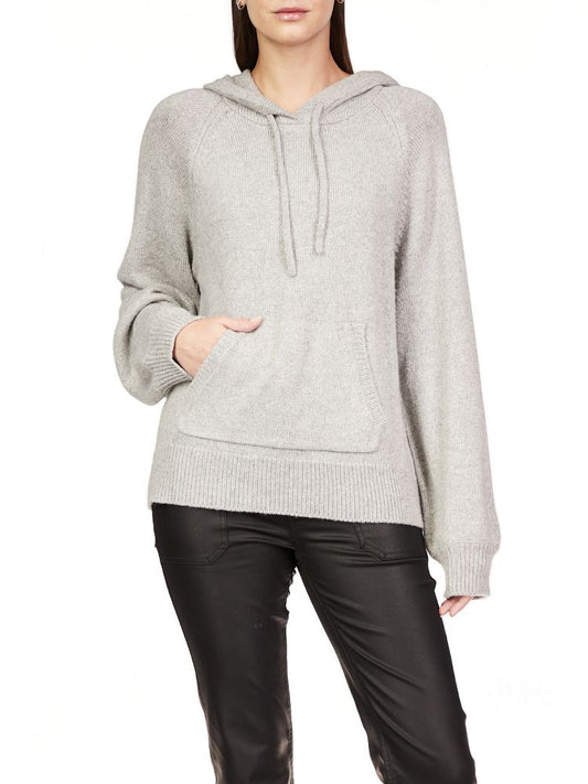 ELEVATED LAYERING HOODIE