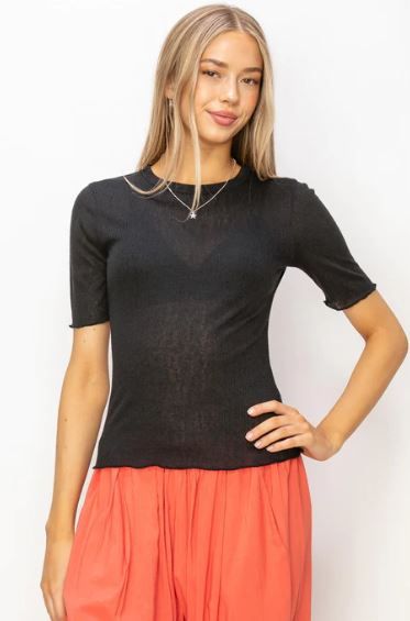 RIBBED SHORT SLEEVE TOP