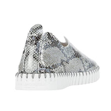 Load image into Gallery viewer, Tulip 139 Perforated Slip On Sneaker - Elements Berkeley
