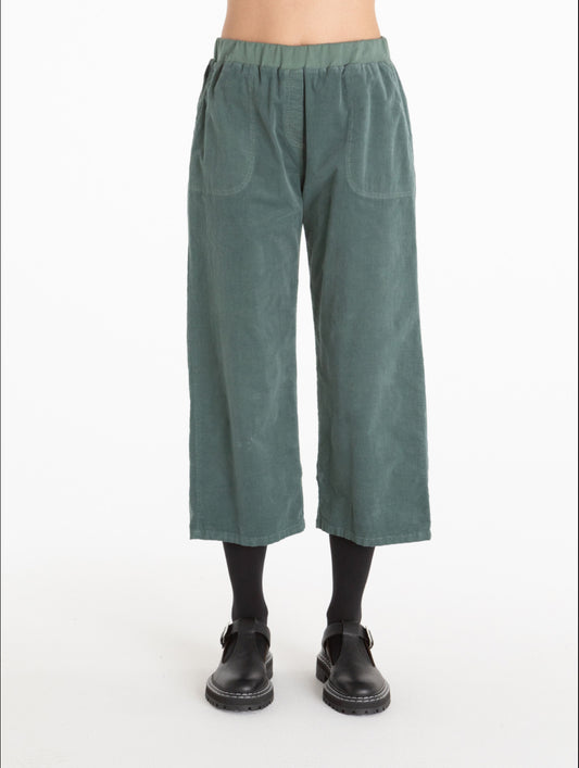 Easy Crop Pant
