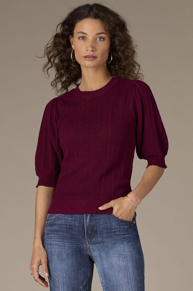 PLEATED SHORT SLEEVE ROUND NECK BANDED HEM SWEATER TOP WITH SCALLOP EDGE DETAIL